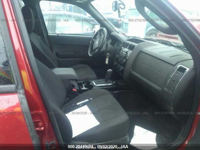 Photo 4 VIN: 1FMCU9D73AKB93078 - FORD ESCAPE 