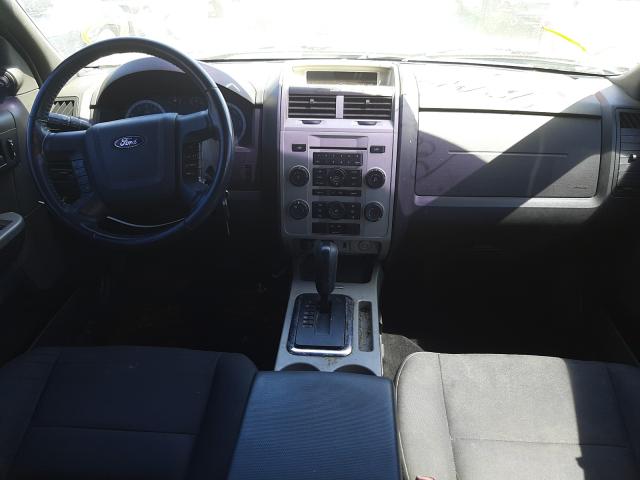 Photo 8 VIN: 1FMCU9D73AKC77191 - FORD ESCAPE XLT 