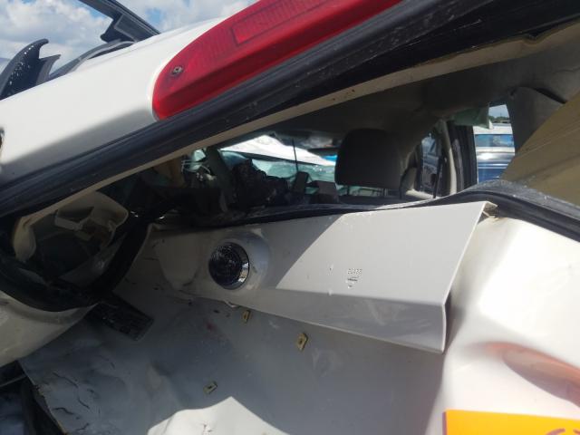 Photo 8 VIN: 1FMCU9D73AKC90779 - FORD ESCAPE 