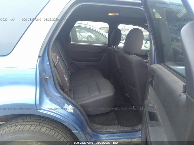 Photo 7 VIN: 1FMCU9D73AKD17723 - FORD ESCAPE 