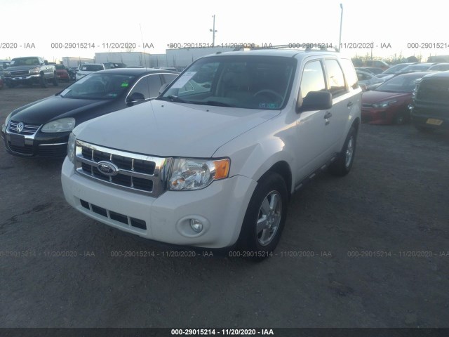 Photo 1 VIN: 1FMCU9D73BKA03488 - FORD ESCAPE 