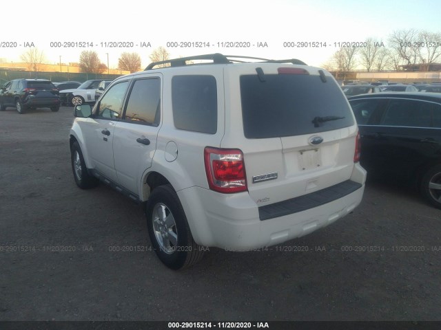 Photo 2 VIN: 1FMCU9D73BKA03488 - FORD ESCAPE 