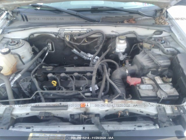 Photo 9 VIN: 1FMCU9D73BKA03488 - FORD ESCAPE 