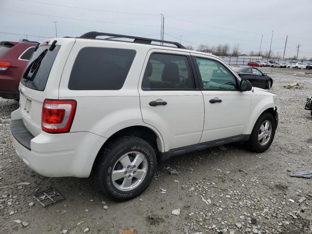 Photo 2 VIN: 1FMCU9D73BKB01162 - FORD ESCAPE XLT 