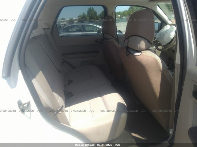 Photo 7 VIN: 1FMCU9D73BKB44223 - FORD ESCAPE 