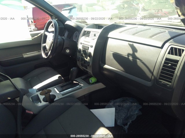 Photo 4 VIN: 1FMCU9D73CKA62770 - FORD ESCAPE 