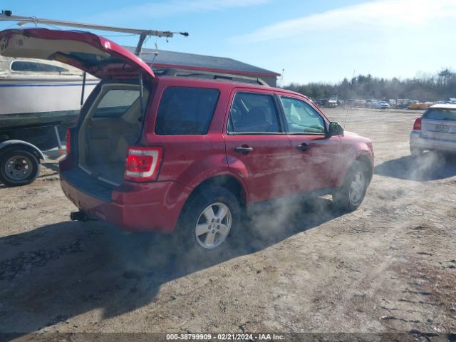 Photo 3 VIN: 1FMCU9D73CKA87040 - FORD ESCAPE 