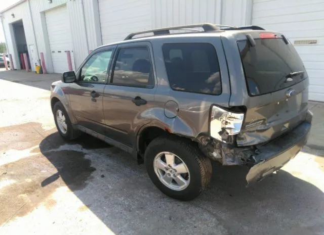 Photo 2 VIN: 1FMCU9D73CKB30064 - FORD ESCAPE 