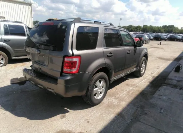 Photo 3 VIN: 1FMCU9D73CKB30064 - FORD ESCAPE 