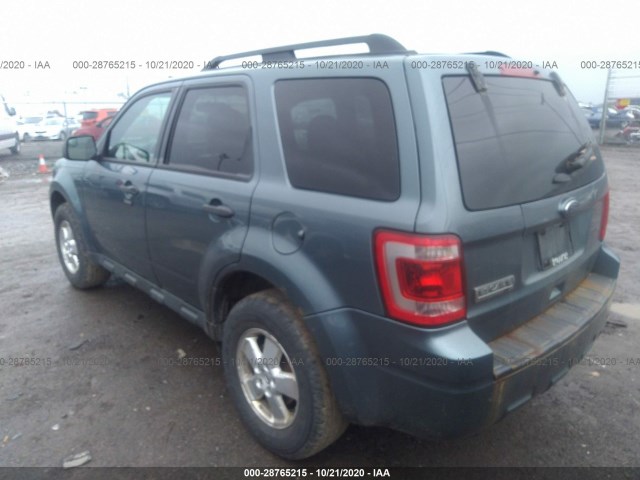 Photo 2 VIN: 1FMCU9D73CKC02896 - FORD ESCAPE 