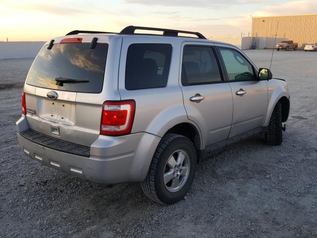 Photo 3 VIN: 1FMCU9D74AKA86332 - FORD ESCAPE XLT 