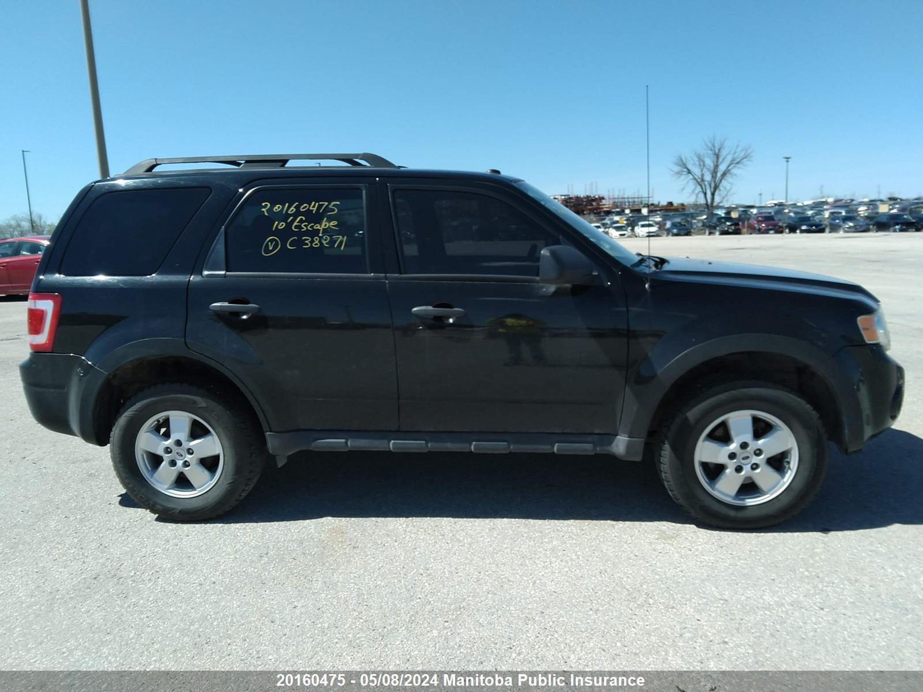 Photo 12 VIN: 1FMCU9D74AKC38271 - FORD ESCAPE 