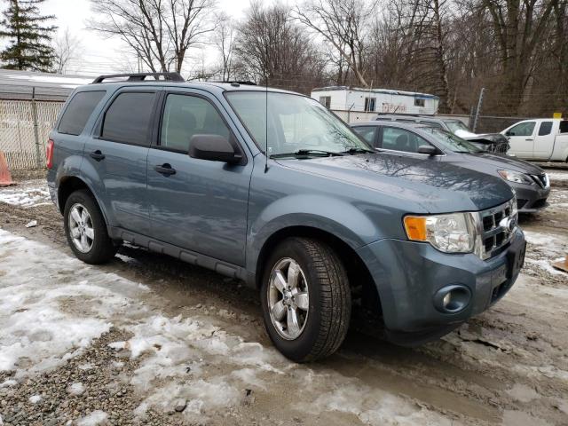 Photo 3 VIN: 1FMCU9D74AKC41557 - FORD ESCAPE 