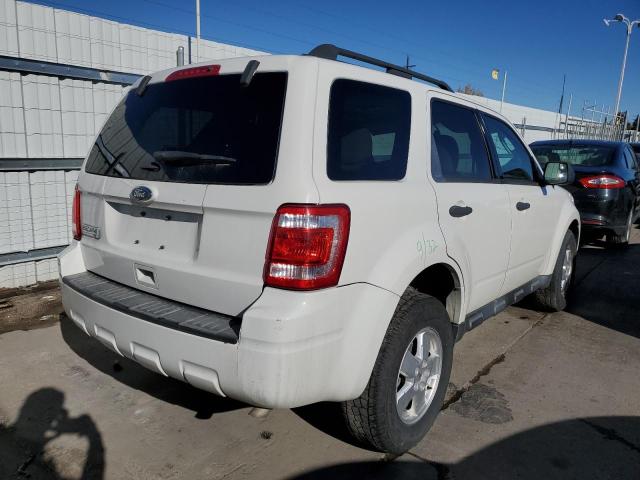 Photo 3 VIN: 1FMCU9D74BKA93301 - FORD ESCAPE XLT 