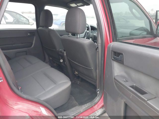 Photo 7 VIN: 1FMCU9D74BKC05367 - FORD ESCAPE 