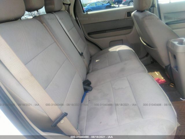 Photo 7 VIN: 1FMCU9D74BKC31807 - FORD ESCAPE 