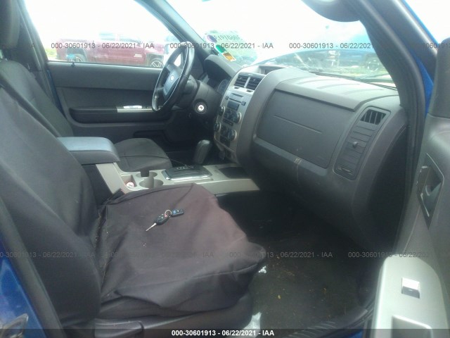 Photo 4 VIN: 1FMCU9D74CKA72708 - FORD ESCAPE 