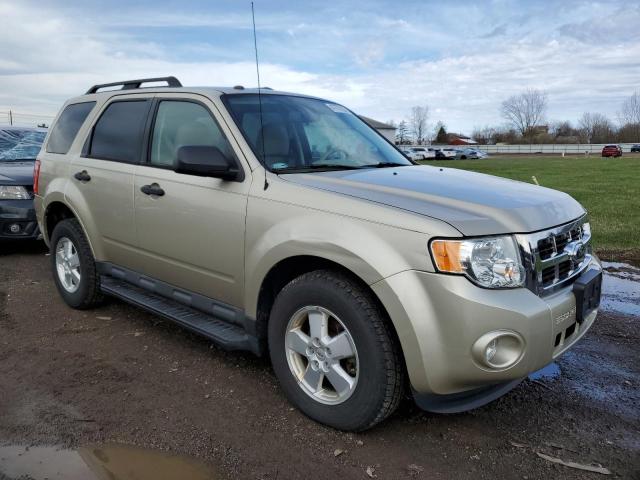 Photo 3 VIN: 1FMCU9D74CKB89351 - FORD ESCAPE XLT 