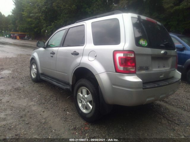 Photo 2 VIN: 1FMCU9D74CKC53050 - FORD ESCAPE 