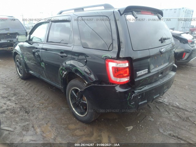 Photo 2 VIN: 1FMCU9D75AKA05550 - FORD ESCAPE 