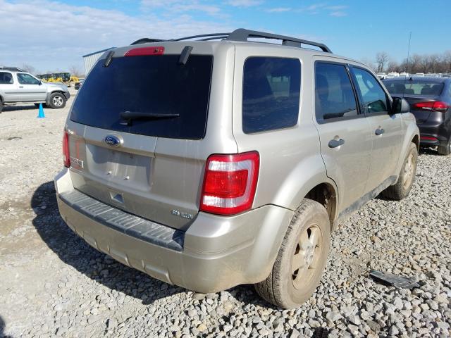 Photo 3 VIN: 1FMCU9D75AKC05070 - FORD ESCAPE XLT 