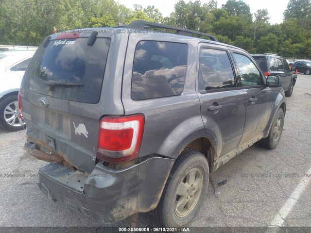 Photo 3 VIN: 1FMCU9D75AKC22743 - FORD ESCAPE 