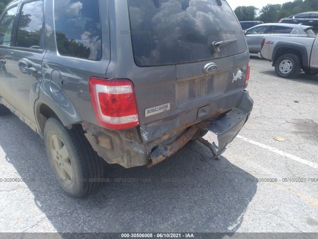 Photo 5 VIN: 1FMCU9D75AKC22743 - FORD ESCAPE 