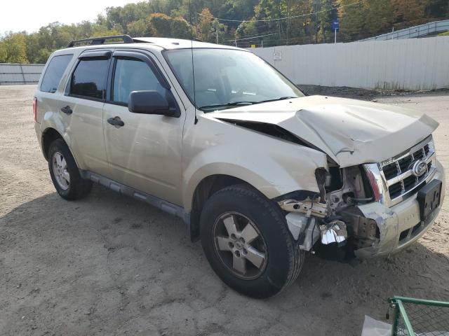 Photo 3 VIN: 1FMCU9D75AKC63874 - FORD ESCAPE XLT 