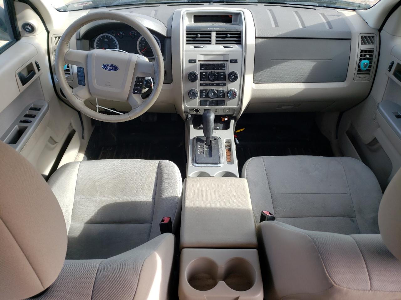 Photo 7 VIN: 1FMCU9D75AKC77094 - FORD ESCAPE 