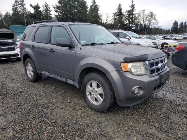 Photo 3 VIN: 1FMCU9D75AKC79721 - FORD ESCAPE 