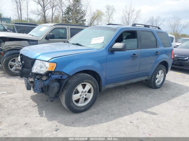 Photo 1 VIN: 1FMCU9D75AKD09851 - FORD ESCAPE 