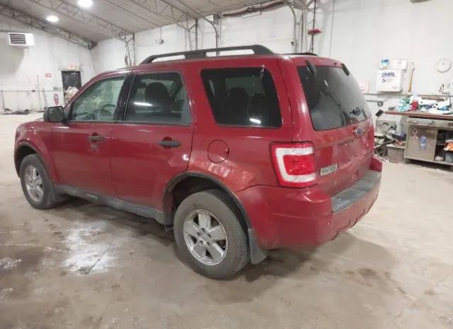 Photo 2 VIN: 1FMCU9D75BKB21395 - FORD ESCAPE 