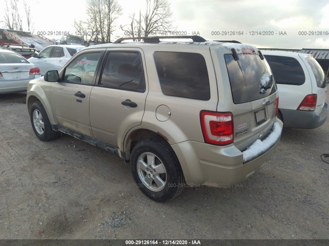 Photo 2 VIN: 1FMCU9D75BKC24428 - FORD ESCAPE 