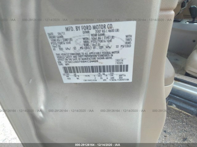 Photo 8 VIN: 1FMCU9D75BKC24428 - FORD ESCAPE 