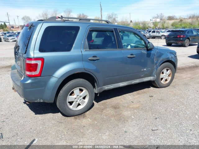 Photo 3 VIN: 1FMCU9D75BKC54822 - FORD ESCAPE 