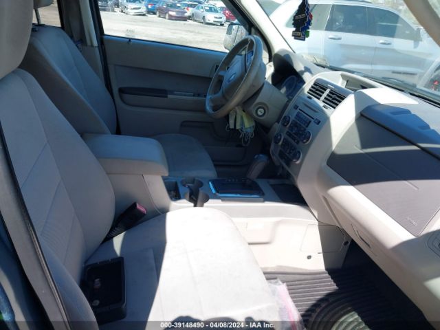 Photo 4 VIN: 1FMCU9D75BKC54822 - FORD ESCAPE 