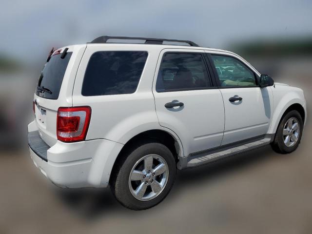 Photo 2 VIN: 1FMCU9D75CKA26451 - FORD ESCAPE 