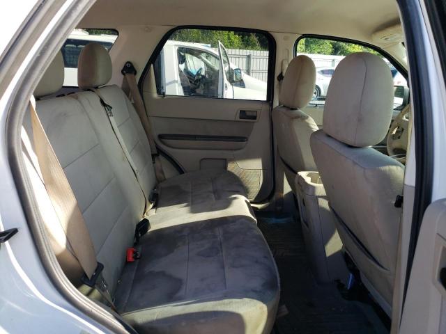 Photo 10 VIN: 1FMCU9D75CKB32544 - FORD ESCAPE 