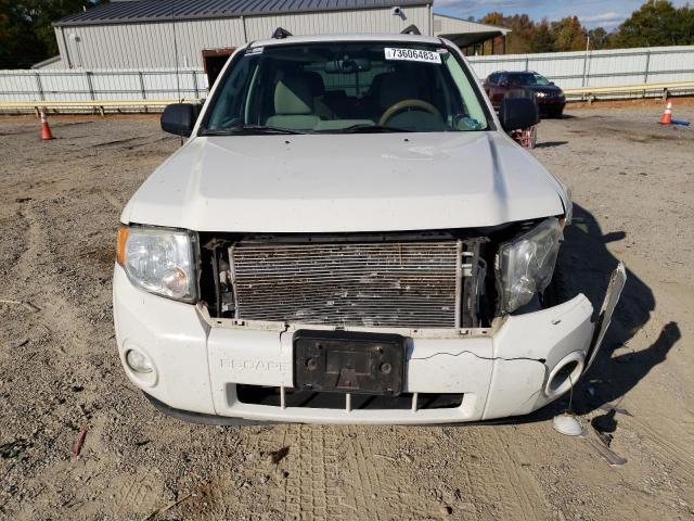 Photo 4 VIN: 1FMCU9D75CKB95496 - FORD ESCAPE 