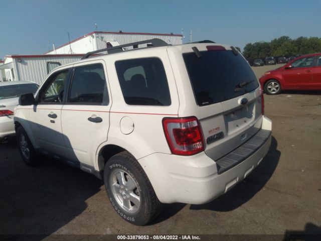 Photo 2 VIN: 1FMCU9D75CKC29792 - FORD ESCAPE 