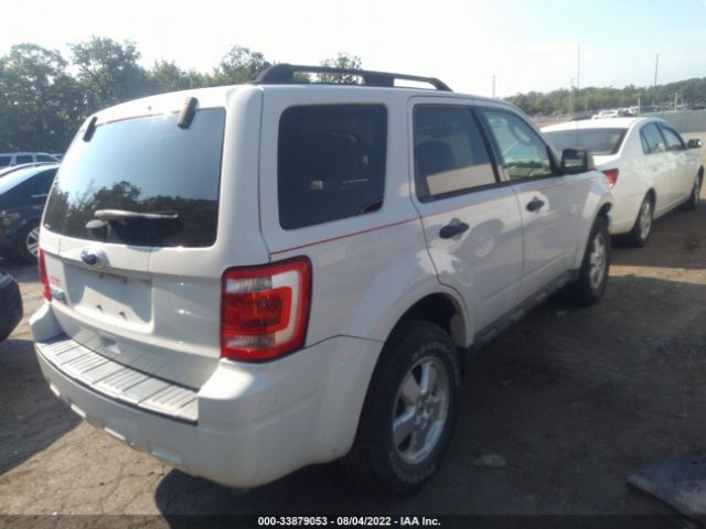 Photo 3 VIN: 1FMCU9D75CKC29792 - FORD ESCAPE 