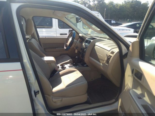 Photo 4 VIN: 1FMCU9D75CKC29792 - FORD ESCAPE 