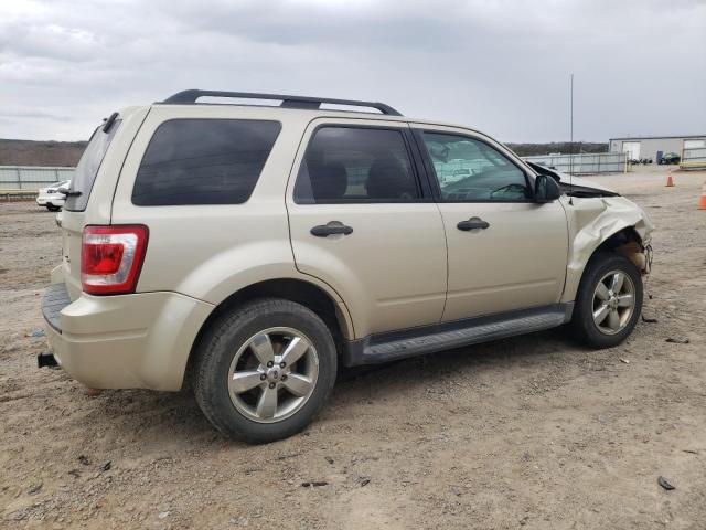 Photo 2 VIN: 1FMCU9D75CKC73937 - FORD ESCAPE XLT 