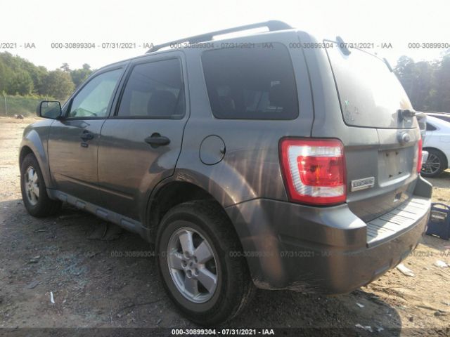 Photo 2 VIN: 1FMCU9D76AKB51634 - FORD ESCAPE 