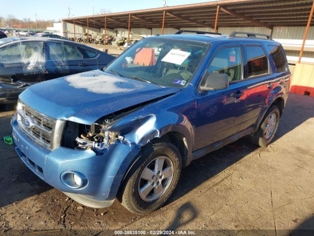 Photo 1 VIN: 1FMCU9D76AKC60384 - FORD ESCAPE 