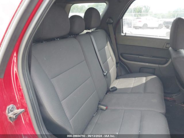 Photo 7 VIN: 1FMCU9D76BKA66973 - FORD ESCAPE 