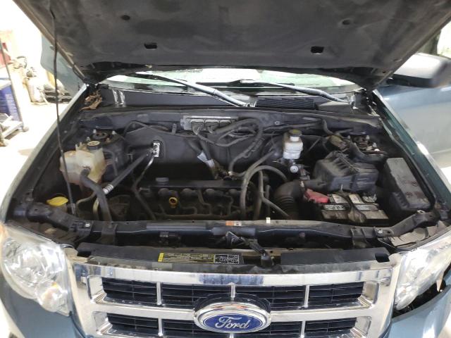 Photo 10 VIN: 1FMCU9D76BKA69470 - FORD ESCAPE 