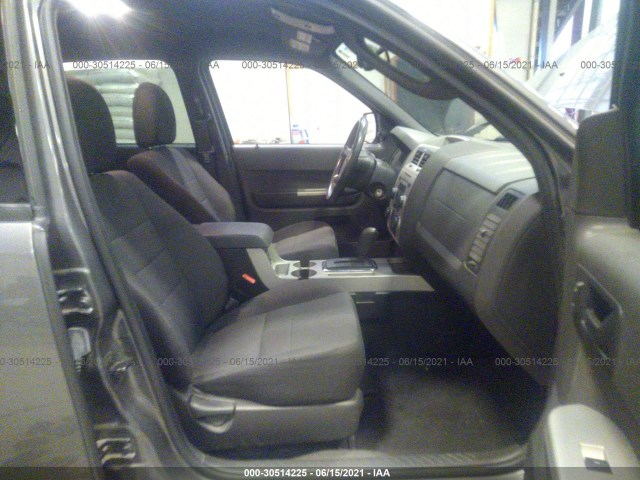 Photo 4 VIN: 1FMCU9D76BKB98793 - FORD ESCAPE 