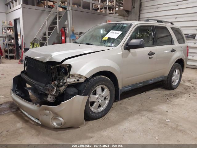 Photo 1 VIN: 1FMCU9D76CKA05074 - FORD ESCAPE 