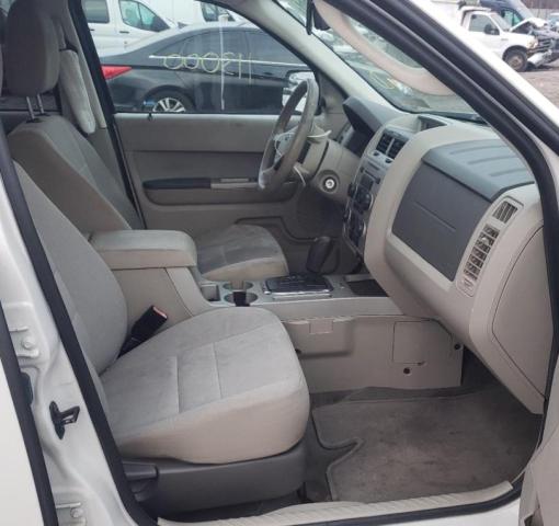 Photo 4 VIN: 1FMCU9D76CKA70197 - FORD ESCAPE XLT 